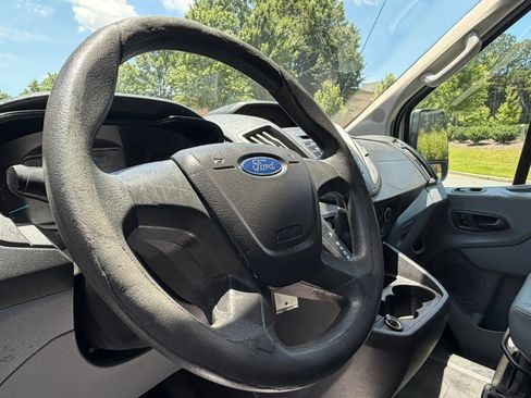Used 2019 Ford Transit 150 148 Medium Roof RWD image 9