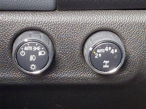 Used 2020 Chevrolet Colorado Z71 image 23