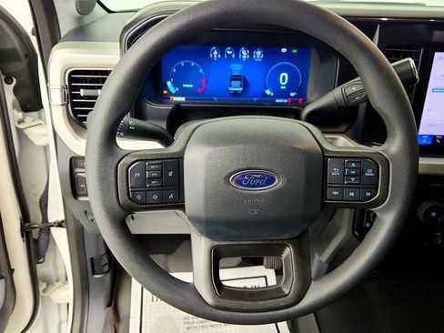 Used 2024 Ford F250 Lariat w/ Sport Appearance Package AWD/4WD image 13