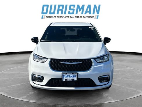 New 2026 Chrysler Pacifica Select image 8