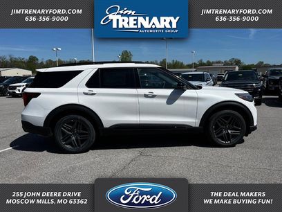 New 2025 Ford Explorer ST-Line w/ Premium Package