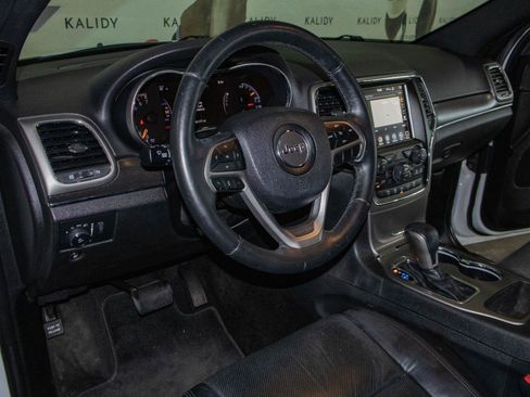 Used 2018 Jeep Grand Cherokee Limited w/ Luxury Group II RWD image 6