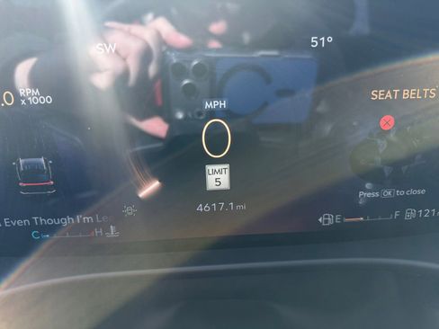 Certified 2025 Lincoln Aviator Black Label AWD/4WD image 16