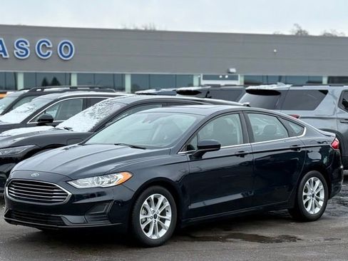 Certified 2020 Ford Fusion SE image 27
