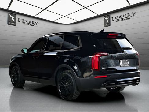 Used 2021 Kia Telluride SX w/ Nightfall Edition Package AWD/4WD image 6