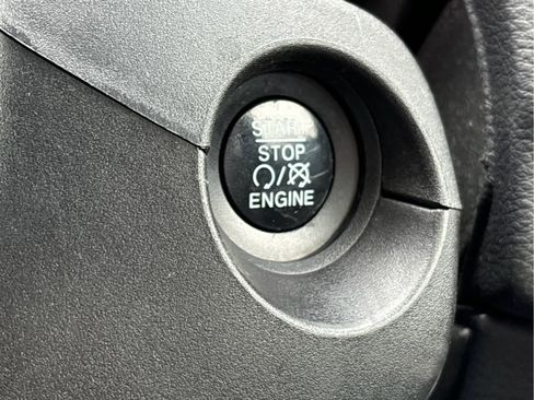 Used 2018 Jeep Compass Latitude w/ Popular Equipment Group image 23