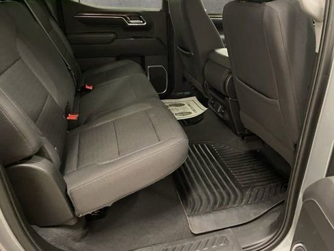 Used 2023 Chevrolet Silverado 1500 LT image 26