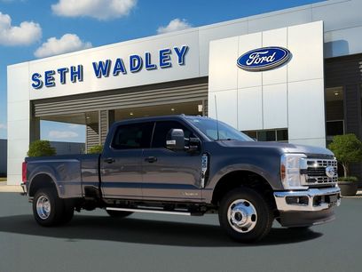 New 2026 Ford F350 4x4 Crew Cab DRW Super Duty