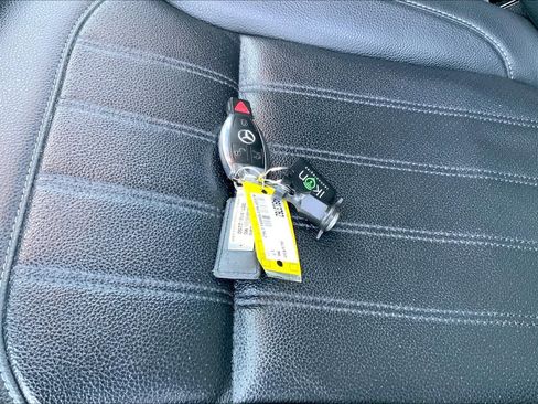 Used 2017 Mercedes-Benz GLS 450 4MATIC image 14