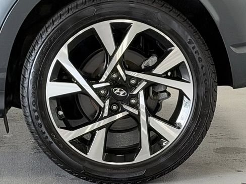 Used 2023 Hyundai Kona Limited w/ Cargo Package AWD/4WD image 8
