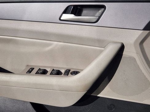 Used 2018 Hyundai Sonata SEL image 13