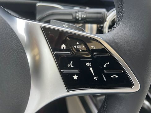 New 2026 Mercedes-Benz GLB 250 4MATIC image 31
