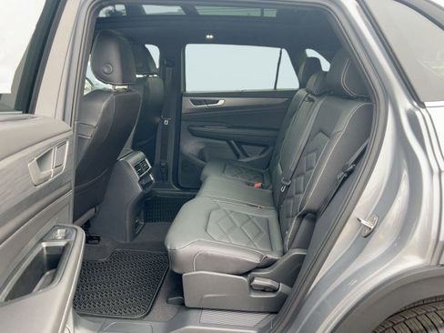 New 2026 Volkswagen Atlas Cross Sport SE AWD/4WD image 14