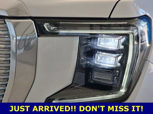 Certified 2021 GMC Yukon XL Denali w/ Denali Premium Package image 38