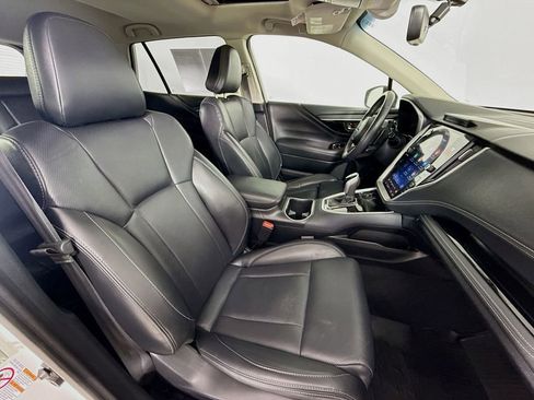 Used 2020 Subaru Outback Limited image 29