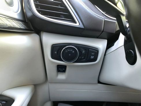 Used 2019 Lincoln Nautilus Black Label FWD image 20