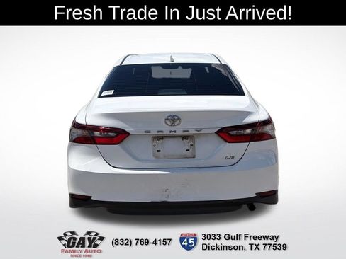 Used 2022 Toyota Camry LE w/ Convenience Package FWD image 8