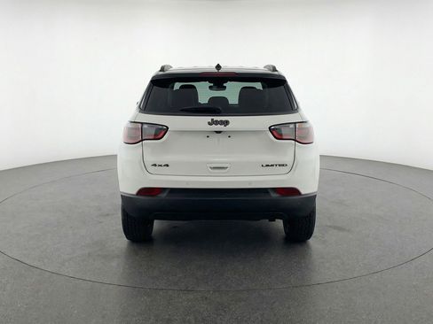 Used 2025 Jeep Compass Trailhawk AWD/4WD image 7
