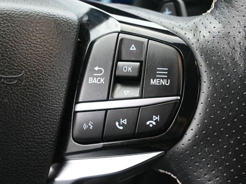 Used 2022 Ford Explorer ST image 19