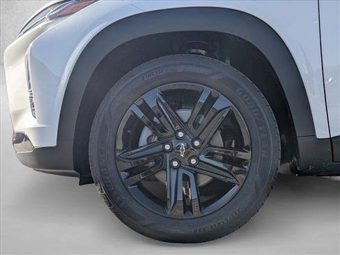 New 2026 Chevrolet Trax ACTIV w/ Sunroof Package image 18