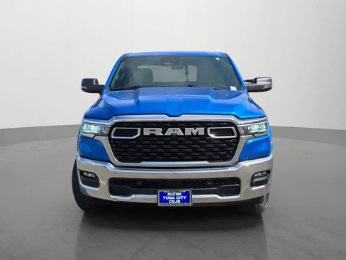 Used 2025 RAM 1500 Big Horn AWD/4WD image 2