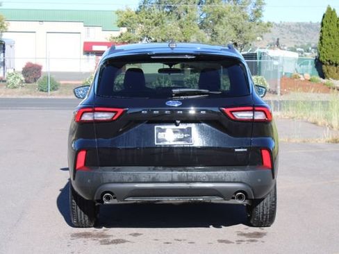 Used 2025 Ford Escape ST-Line Select w/ Tech Pack #2 AWD/4WD image 5