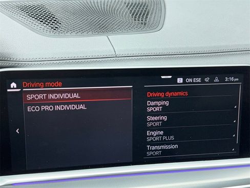 Used 2023 BMW X6 xDrive40i w/ Executive Package image 26