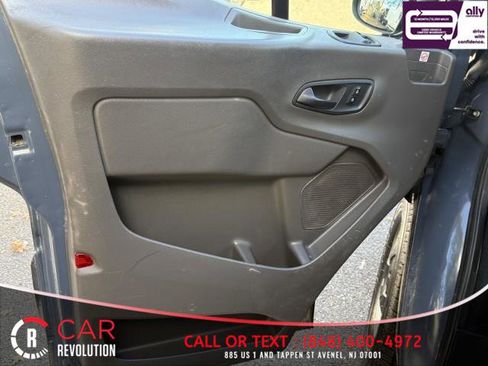 Used 2020 Ford Transit 250 148 High Roof Extended image 33