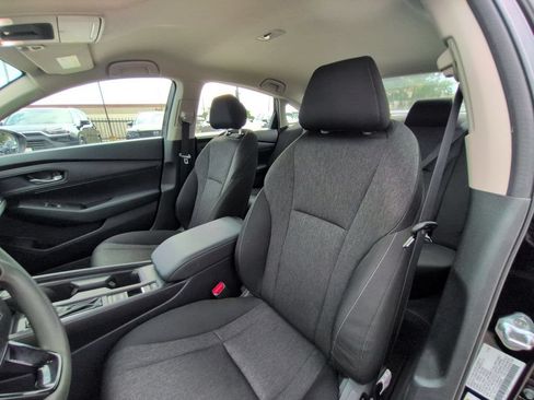 Used 2025 Honda Accord LX image 24