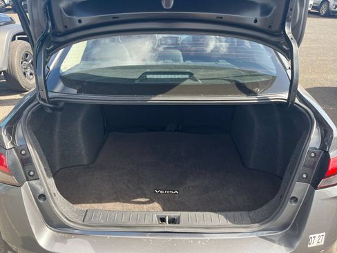 Used 2025 Nissan Versa SV FWD image 29