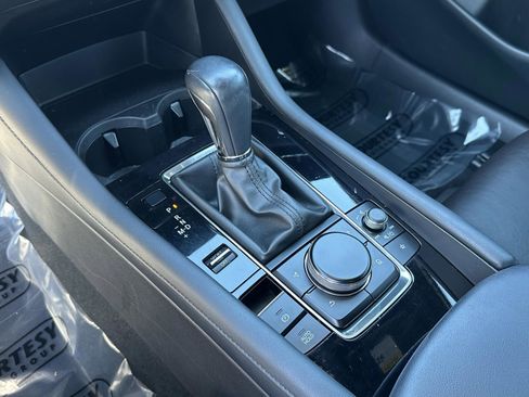 Used 2023 MAZDA MAZDA3 Hatchback w/ Appearance Package image 27