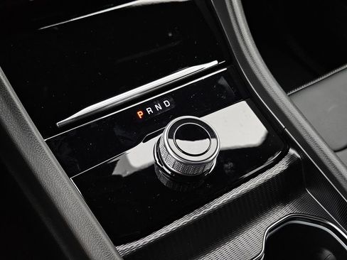 New 2026 Jeep Grand Cherokee Limited RWD image 23