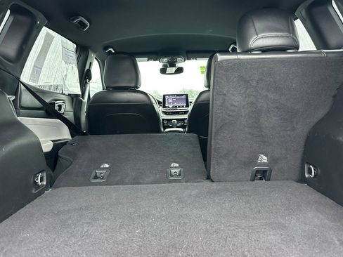 Used 2023 Jeep Compass Limited image 12