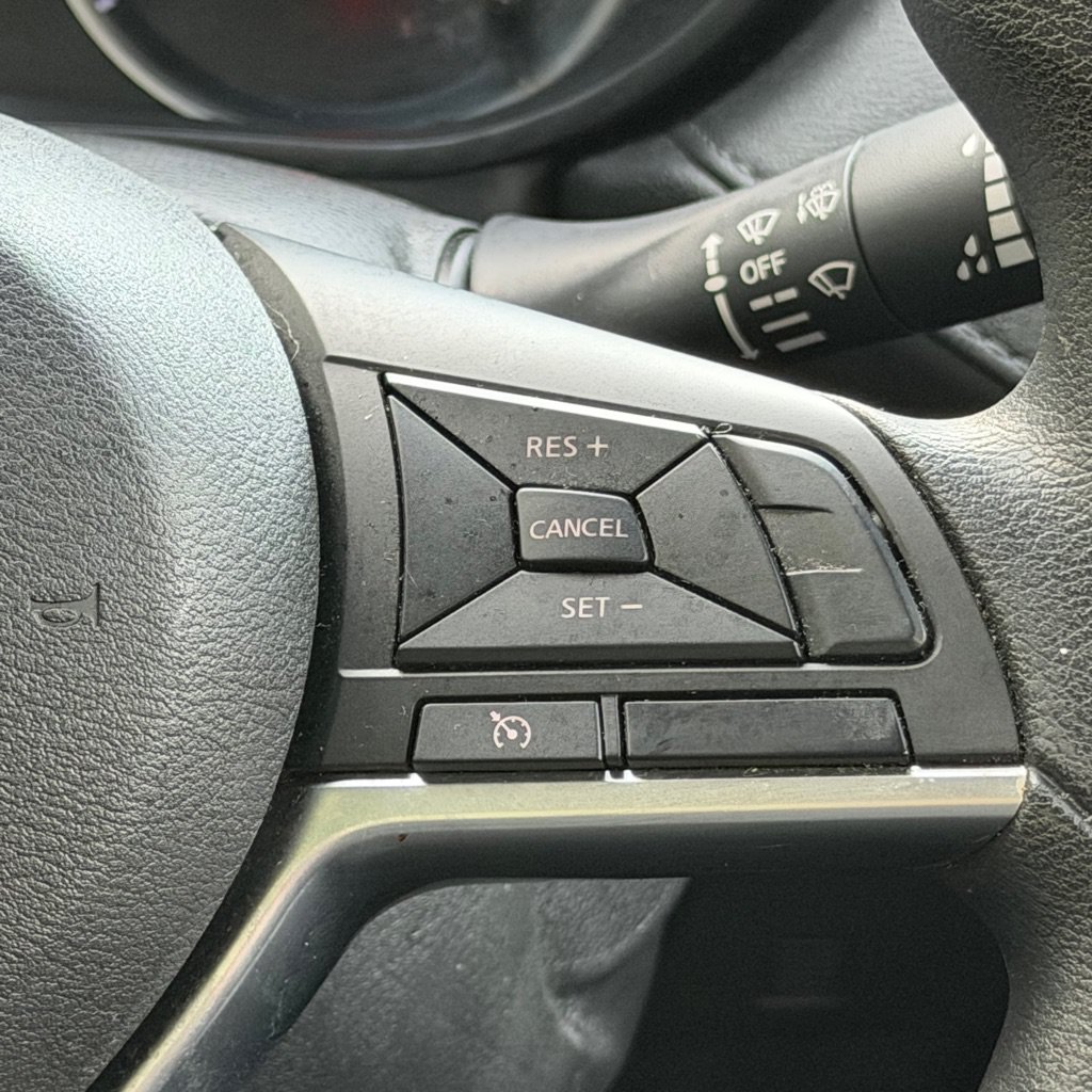 Used 2020 Nissan Versa S FWD image 35
