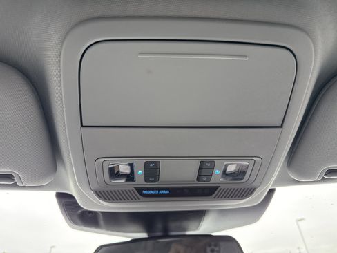 Certified 2024 Ford Explorer XLT w/ Equipment Group 202A AWD/4WD image 29