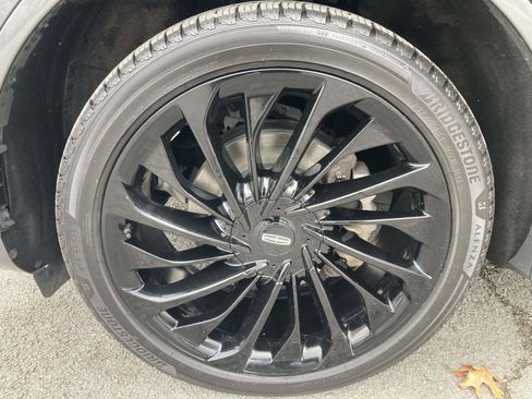 Used 2021 Lincoln Aviator Reserve w/ Equipment Group 210A image 14