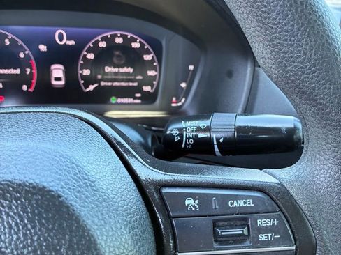 Used 2025 Honda Accord SE image 27