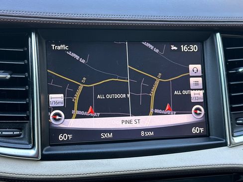 Used 2019 INFINITI QX50 Essential w/ Sensory Package AWD/4WD image 20