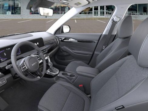 New 2026 Kia Seltos S AWD/4WD image 17
