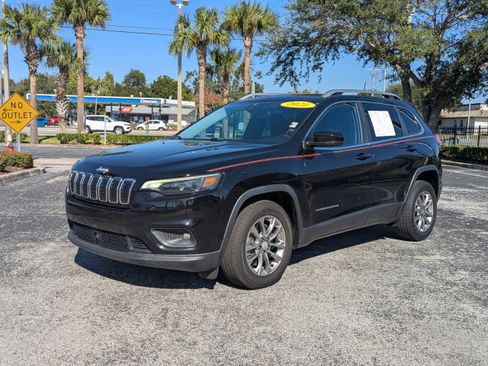 Used 2021 Jeep Cherokee Latitude Plus image 7