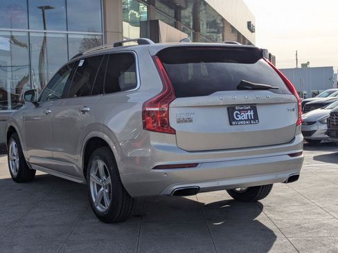 Used 2016 Volvo XC90 T5 Momentum image 7