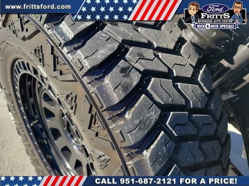 Used 2020 Jeep Wrangler Unlimited Sahara image 19