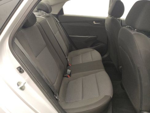 Used 2022 Hyundai Accent SE FWD image 19