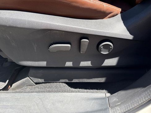 Used 2019 Subaru Ascent Touring w/ Popular Package #2A AWD/4WD image 24