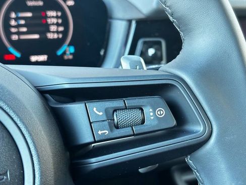 New 2026 Porsche Cayenne S image 17