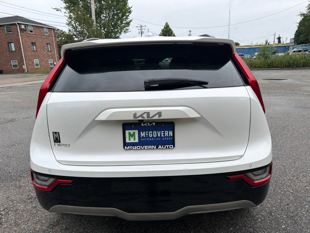 Certified 2023 Kia Niro Wave FWD image 6