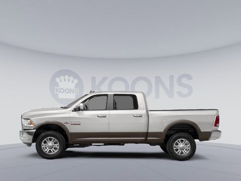 Used 2018 RAM 2500 Laramie w/ Protection Group AWD/4WD image 8