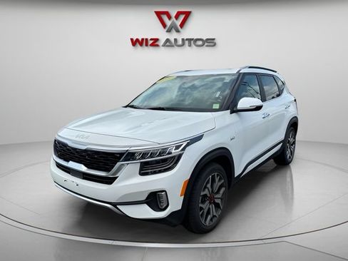 Used 2022 Kia Seltos SX w/ Sunroof Package AWD/4WD image 1