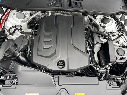 Used 2025 Audi A5 2.0T Premium w/ Convenience Package image 9