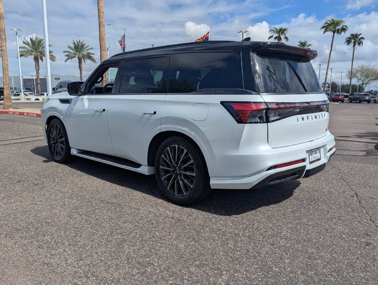 New 2027 INFINITI QX80 Autograph AWD/4WD image 3